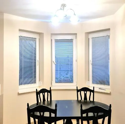 Modern & Cozy House With 3 Bed And Garden * Μπρατισλάβα